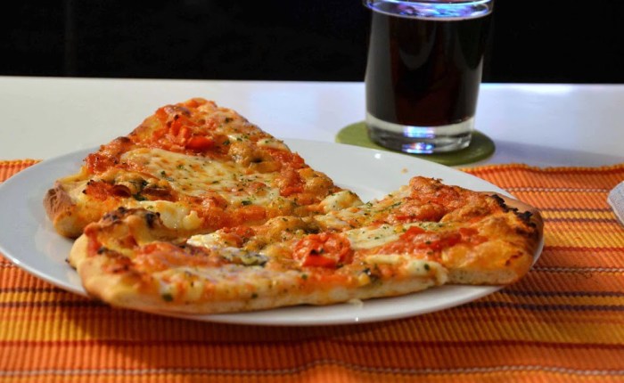 Pizza Hut y Domino’s Pizza, nuevas secciones sindicales del SAT en&nbsp;Granada.