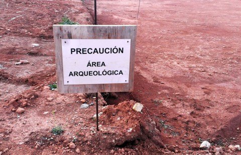CRÓNICA SOBRE LA MESA REDONDA “ARQUEOLOGÍA PROFESIONAL Y LA PROFESIÓN ARQUEOLÓGICA”
