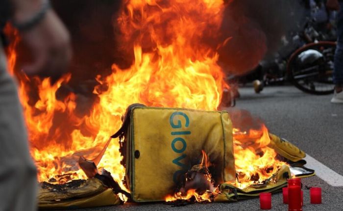 Un informe de la Inspección de Trabajo de Granada considera a todos los repartidores de GLOVO en Granada como trabajadores asalariados y acaba con la figura de los falsos&nbsp;autónomos.