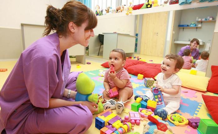 Prosigue la campaña pro-ludoteca en la Universidad de&nbsp;Granada.
