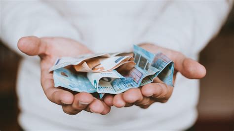 NUEVA AYUDA DE 200€. Cómo solicitar el nuevo cheque de ayuda del&nbsp;gobierno